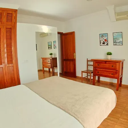 Apartment La Palmera *